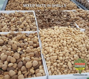 ASSORTED-NUTS-WALNUTS-ALMONDS-PECANS-IN-SHELL-MEXICAN-MARKET-FOODIE-GARDENER-BLOG